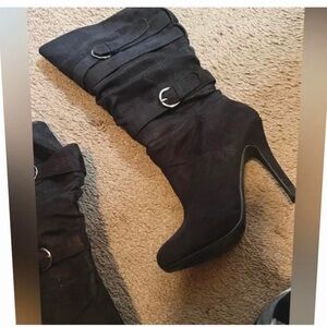 Black Suede Mid-Calf Heeled Boots with Buckle Straps